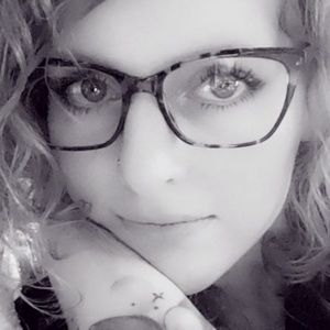 Meet your Posher, Jen